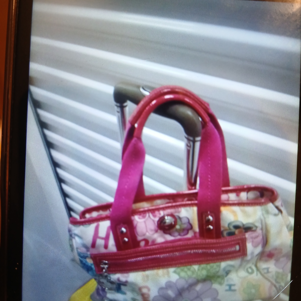 Vibrant Pink Women's Travel Tote